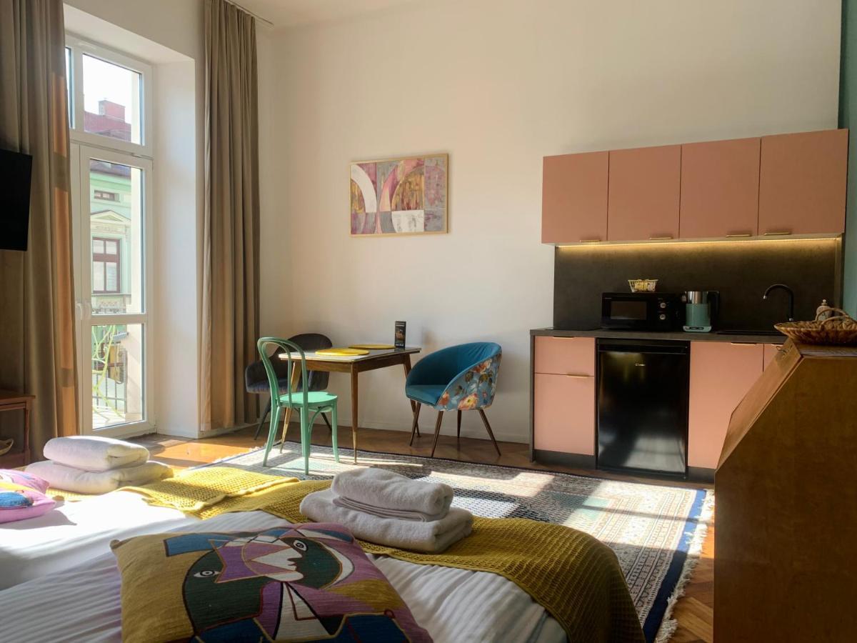 Apartamenty Piotrkowska 28 By Good Time Lodz  Ngoại thất bức ảnh