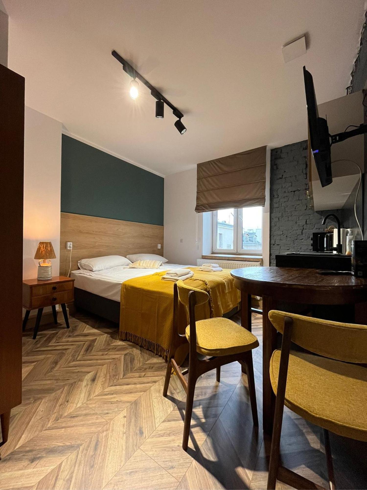 Apartamenty Piotrkowska 28 By Good Time Lodz  Ngoại thất bức ảnh