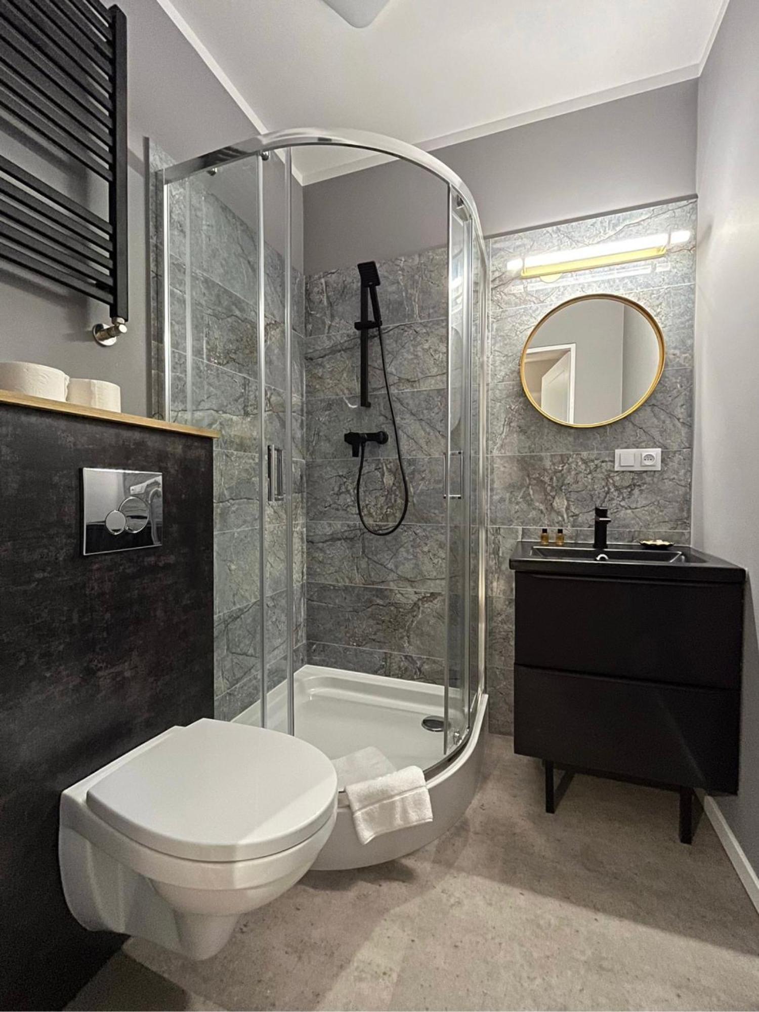 Apartamenty Piotrkowska 28 By Good Time Lodz  Ngoại thất bức ảnh